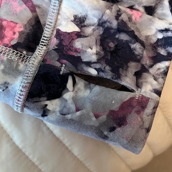 Lululemon Define Jacket - Picture 5 of 8